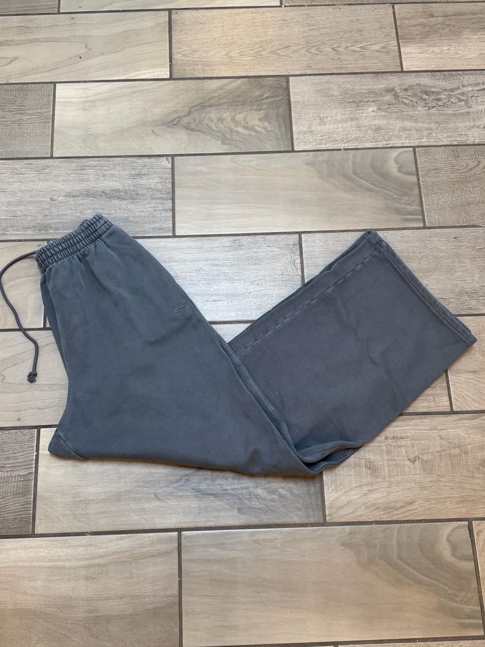 SKIMS Boyfriend Fleece Baggy Sweatpants Zircon Gray Oversized Wide Leg